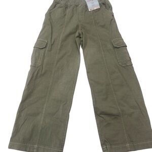 Cat & Jack Girls Cargo Pants in Sage, size 6-7